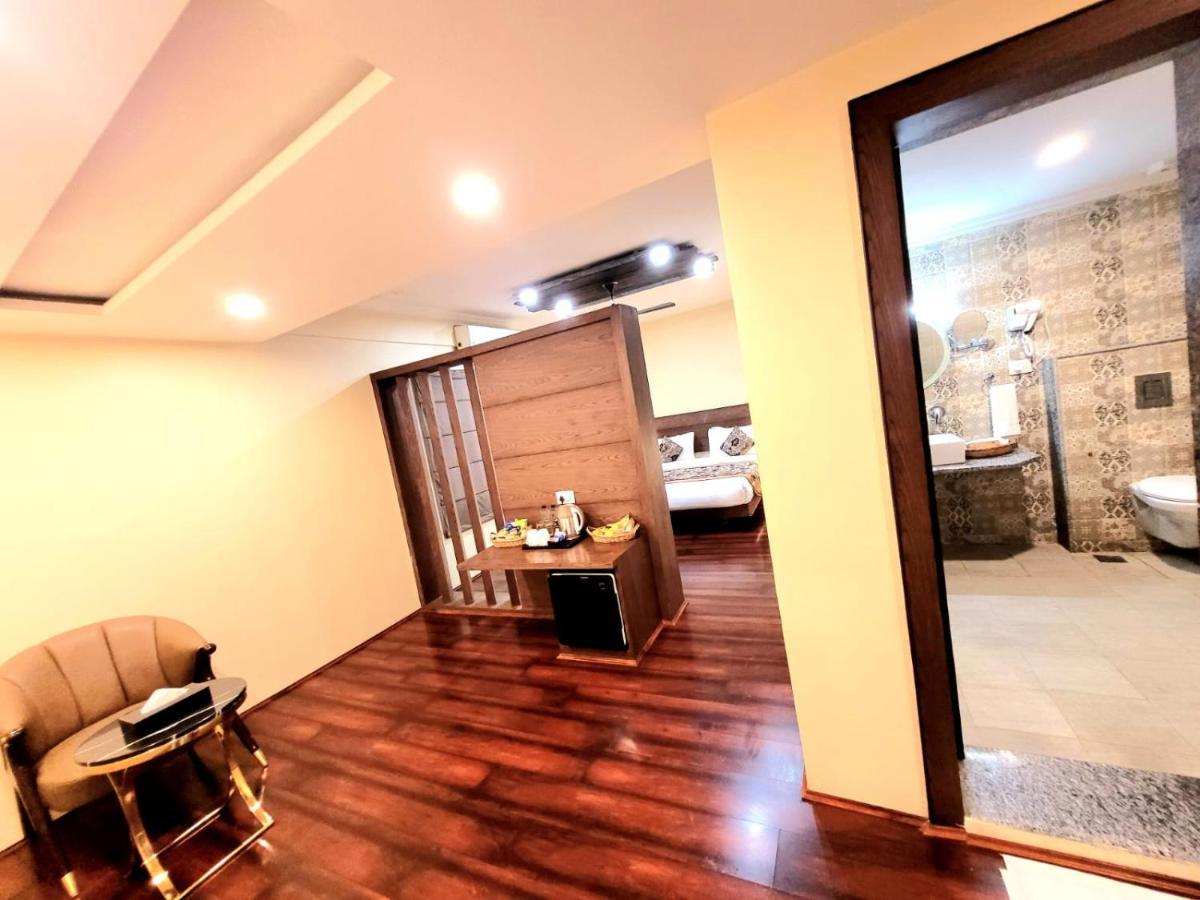Hotel Green Rooms, Vintage Luxury Near Dal Lake Srīnagar Екстериор снимка